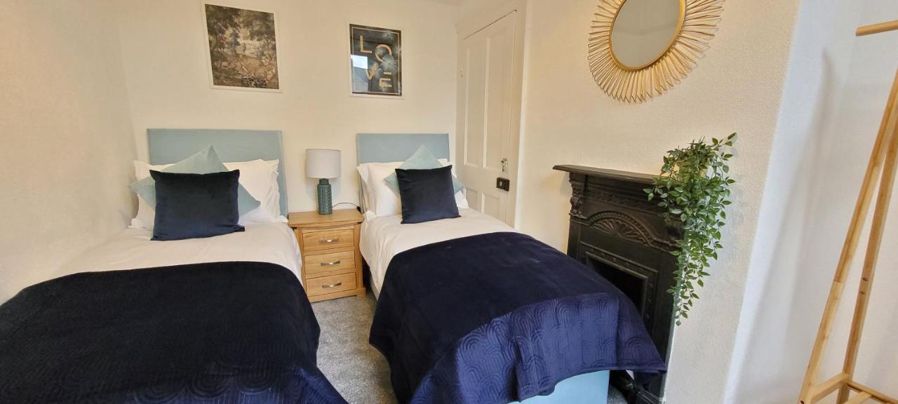Hartoft St - 2 Bed Near River Йорк Екстериор снимка